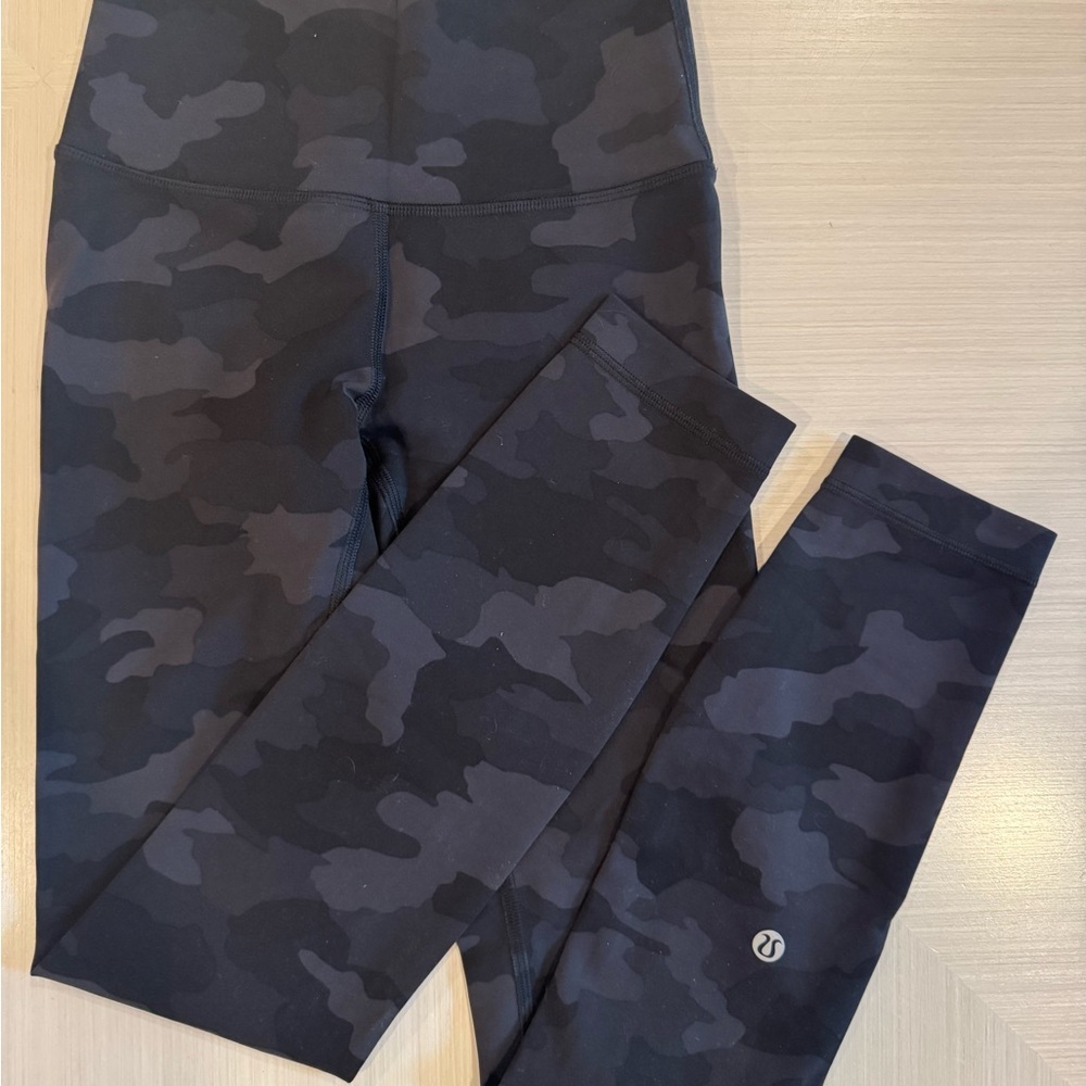 Lululemon Athletica Black and Gray Leggings